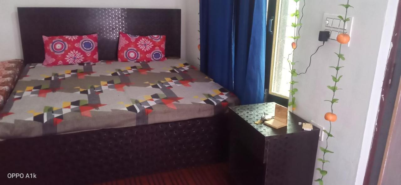 Evergreen Home Stay 阿尔莫拉 外观 照片