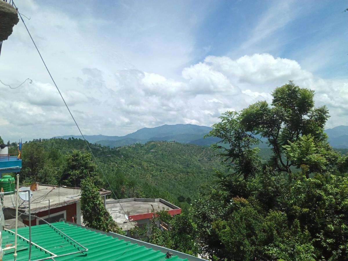 Evergreen Home Stay 阿尔莫拉 外观 照片