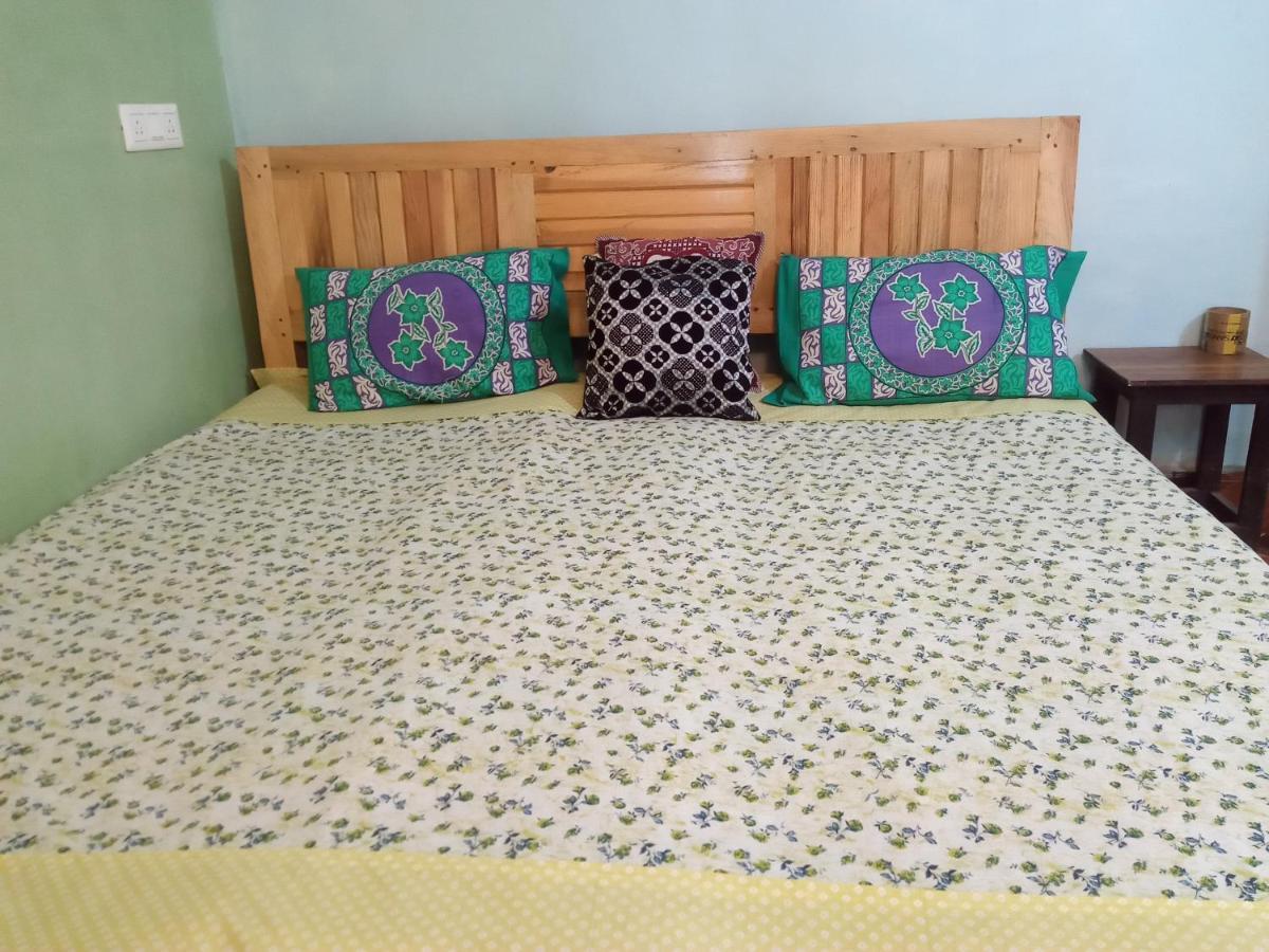 Evergreen Home Stay 阿尔莫拉 外观 照片