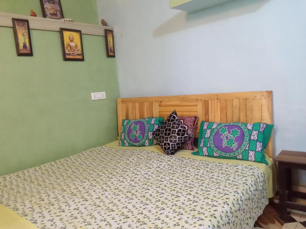 Evergreen Home Stay 阿尔莫拉 外观 照片