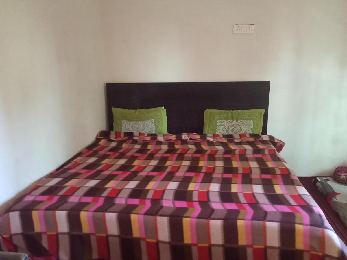 Evergreen Home Stay 阿尔莫拉 外观 照片